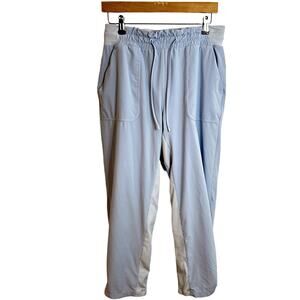 Lululemon Beyond the Studio Crop Blue Linen Womens Size 8 Dance Yoga